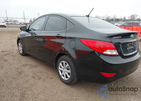 2013 Hyundai Accent Gls z USA, uszkodzony, nr VIN KMHCT4AE4DU581258